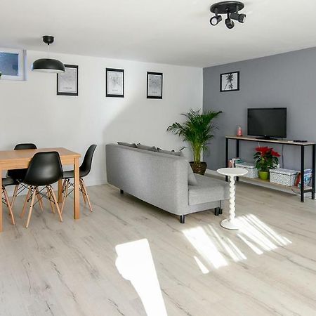 Apartamento Turistico En Брунете Екстериор снимка