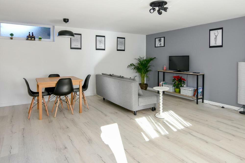 Apartamento Turistico En Брунете Екстериор снимка